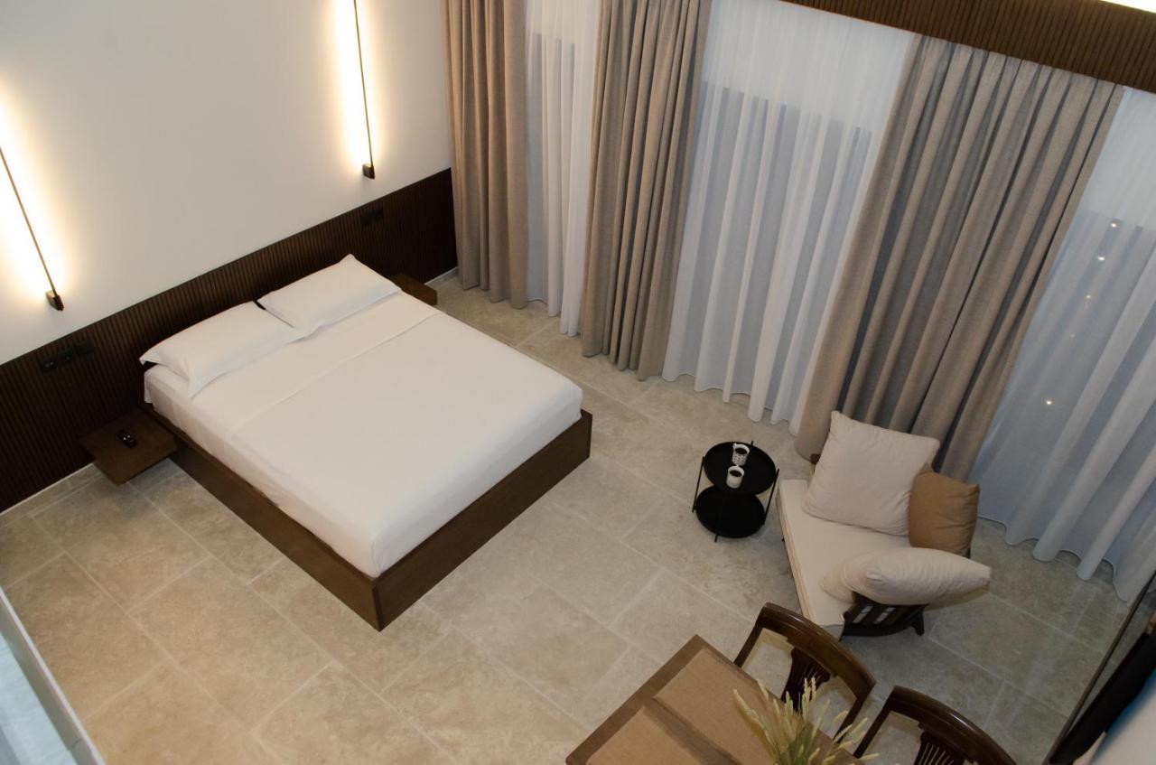 Leone Suites 纳弗帕克托斯 外观 照片