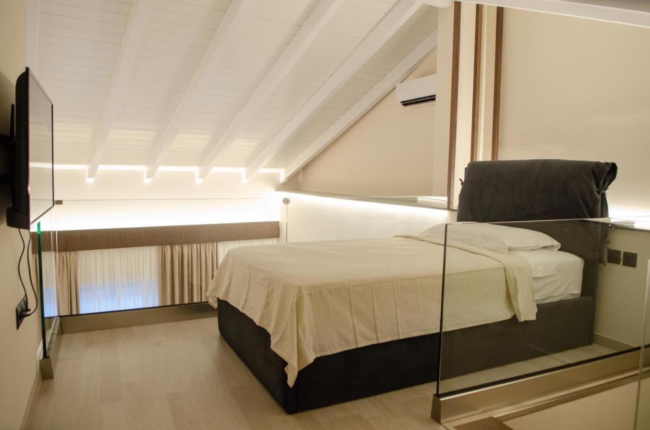 Leone Suites 纳弗帕克托斯 外观 照片